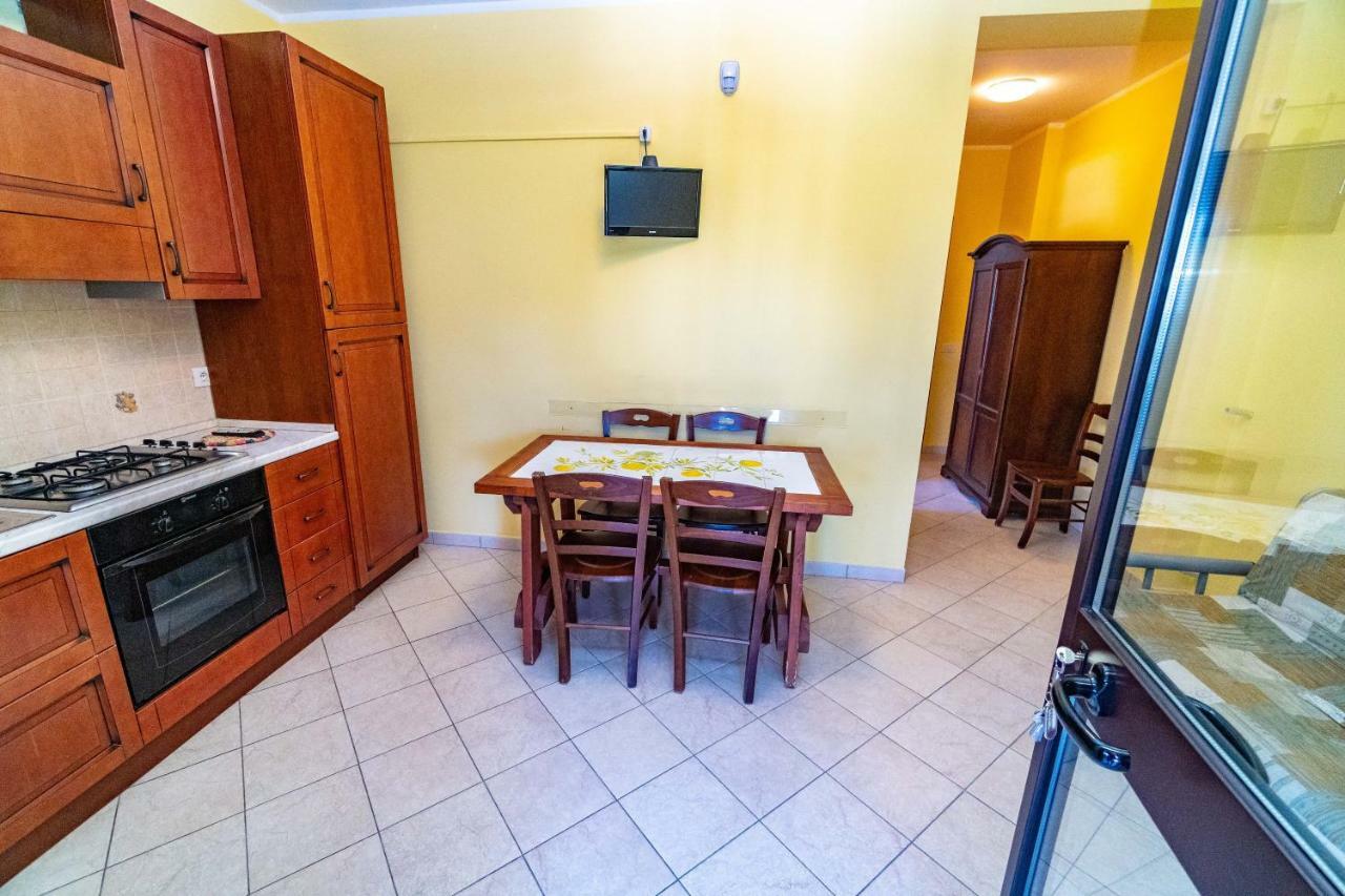 Villa Mapa - Appartamenti Vicino Al Mare Вьесте Экстерьер фото